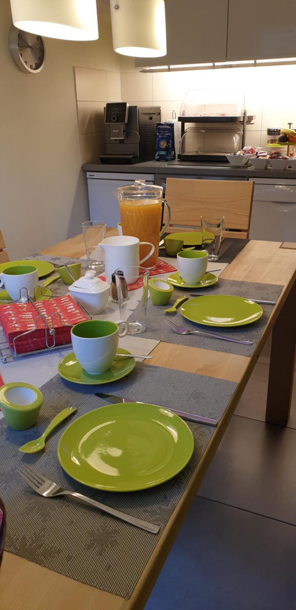 Gaestezimmer , Pension Wauri Waldenbuch ภายนอก รูปภาพ