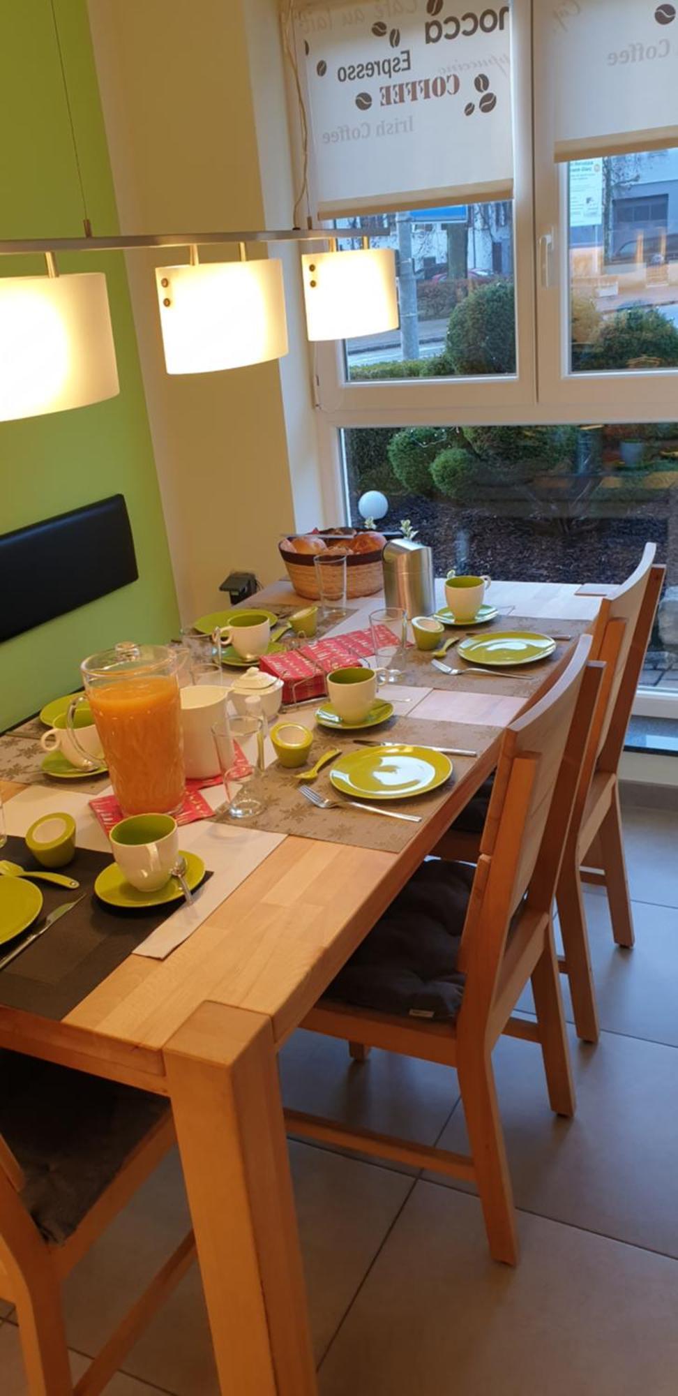 Gaestezimmer , Pension Wauri Waldenbuch ภายนอก รูปภาพ